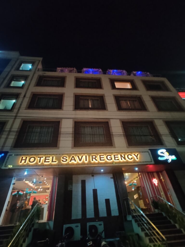 travel tips for jaipur in budget with Hotel Savi Regency