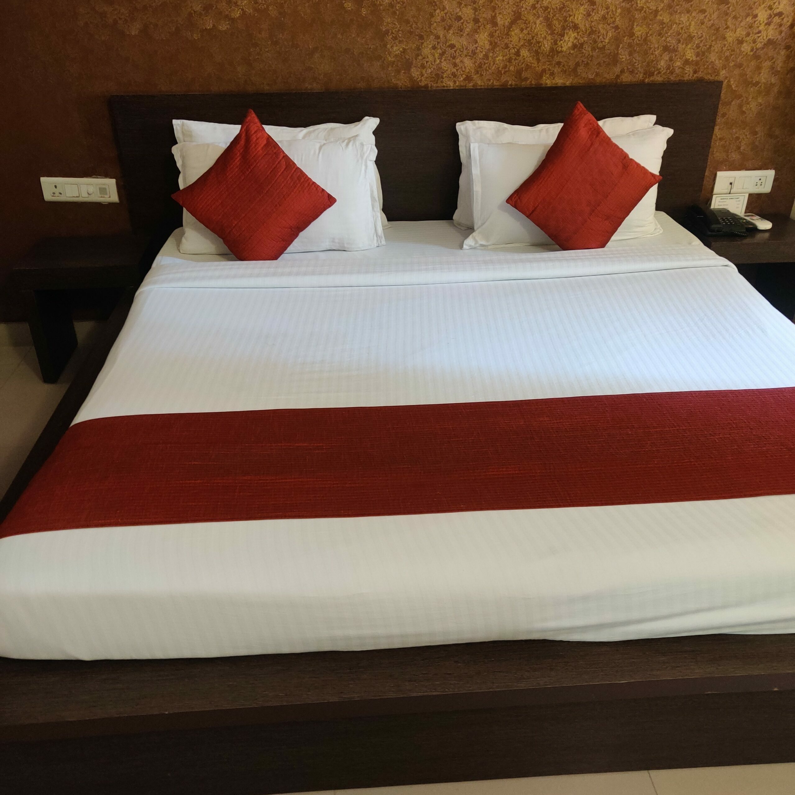 Comfort and Relaxed stay at hotel in Jaipur